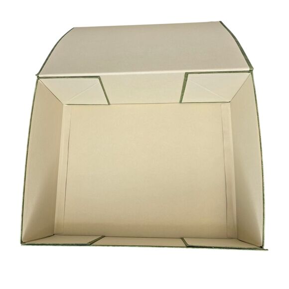 Authentic Gucci Empty Green Embossed Magnetic Box 14.5" L x 11" W x 4.75" H - Picture 11 of 16